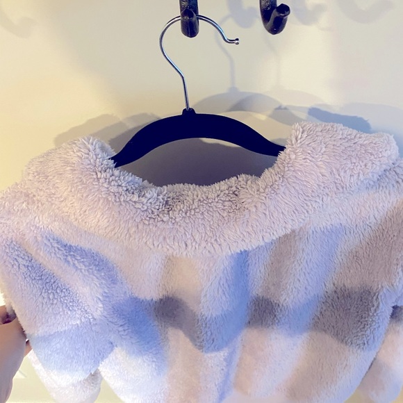 FUZZY LAVENDER PULLOVER SWEATER - Picture 4 of 6